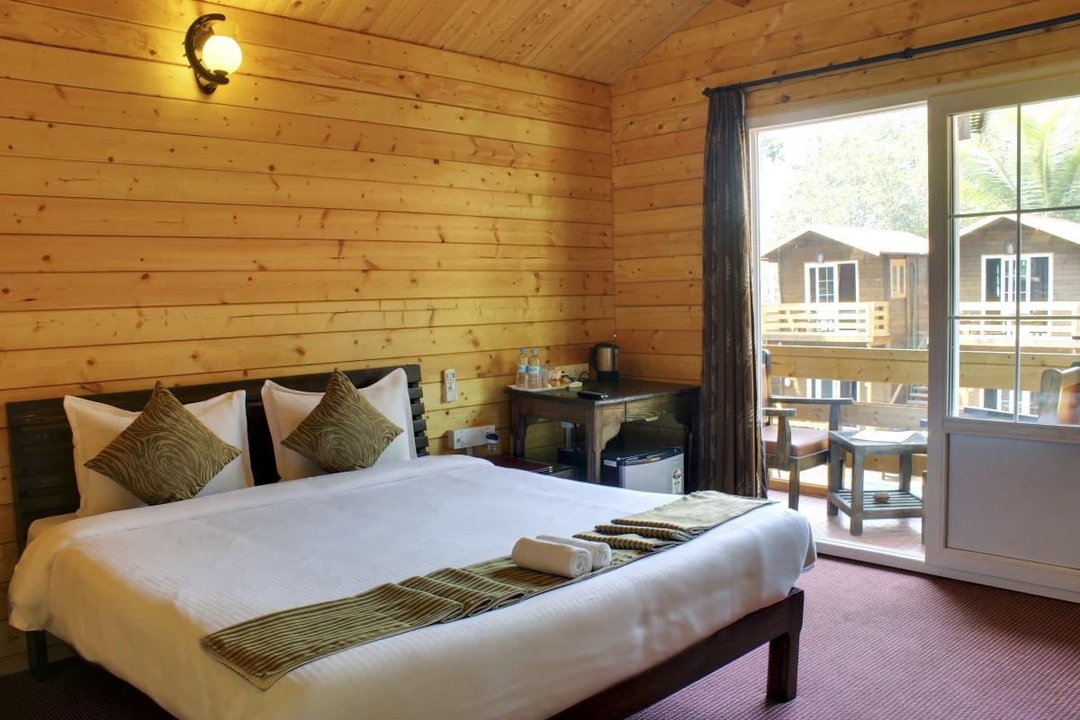 Tiara Fiesta Beach Cottages Morjim Bagian luar foto